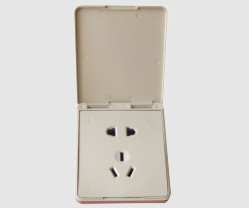 YL 011J 防水、防塵五孔插座-實(shí)驗(yàn)室配件